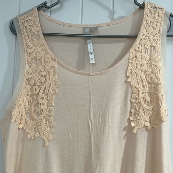 LC Lauren Conrad Size L tank top. NWOT - Picture 2 of 8
